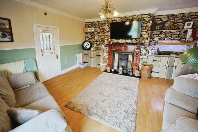 16, Esperley Lane, Bishop Auckland photo 3