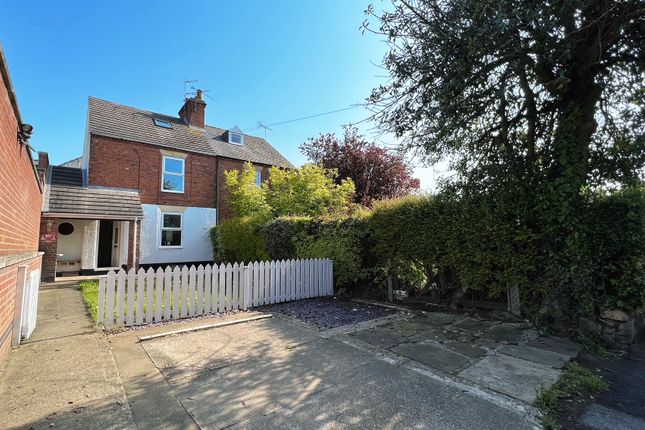 Thumbnail Property to rent in Fox Road, Whitwell, Worksop