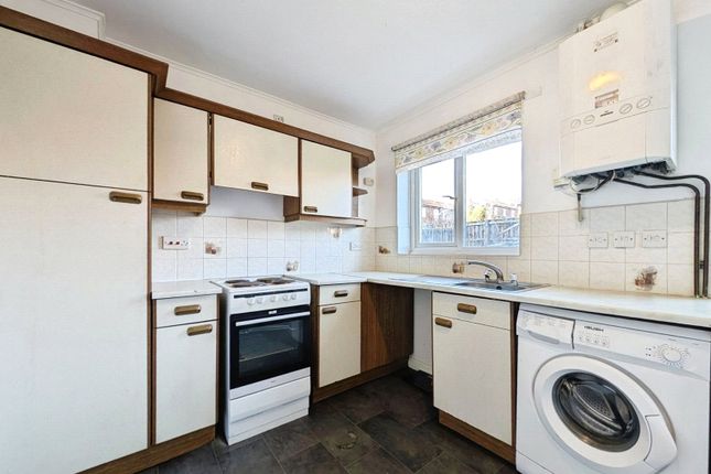 19, High Meadows, Tyne and Wear photo 4