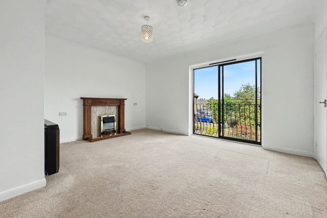 19, Vinery Court, Cambs photo 2