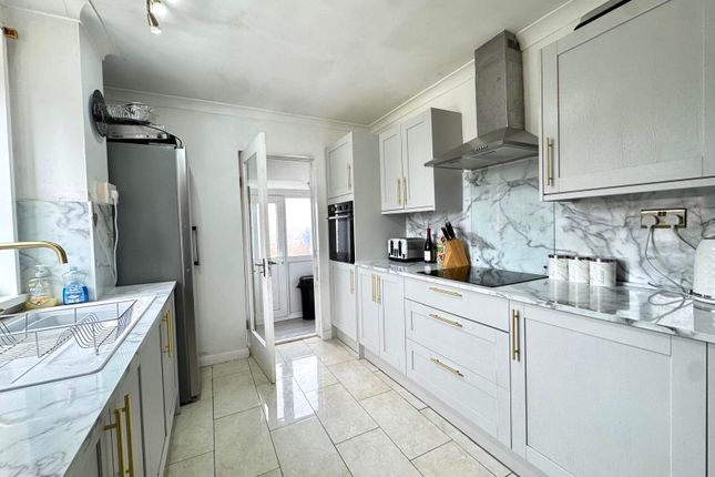 56 Aneurin Crescent, Merthyr Tydfil photo 3