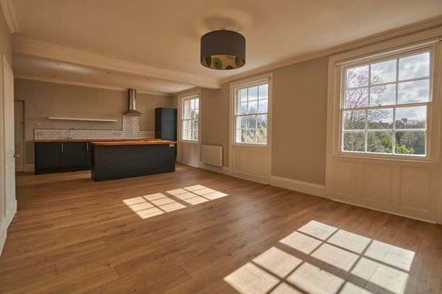 Flat 4, 11, Clifton Hill, Exeter photo 2