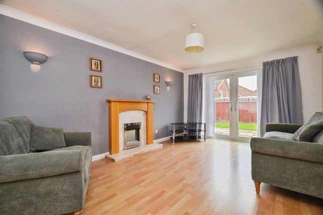 58, Campion Grove, Middlesbrough photo 4