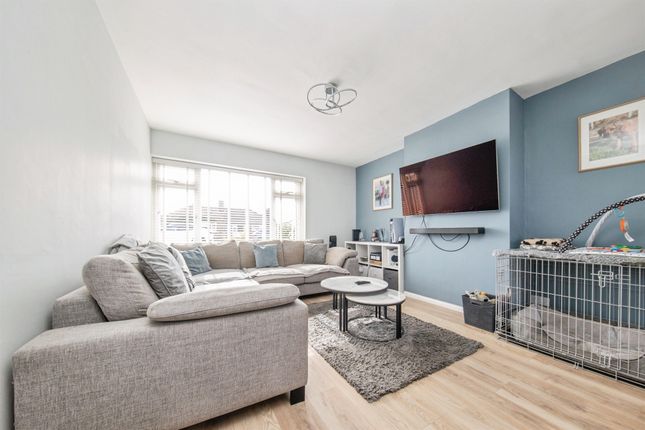 7, Gleneagles Drive, Ipswich photo 3