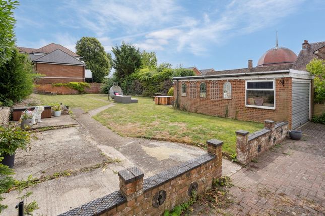 Hillview Aylesbury Road, Princes Risborough photo 4