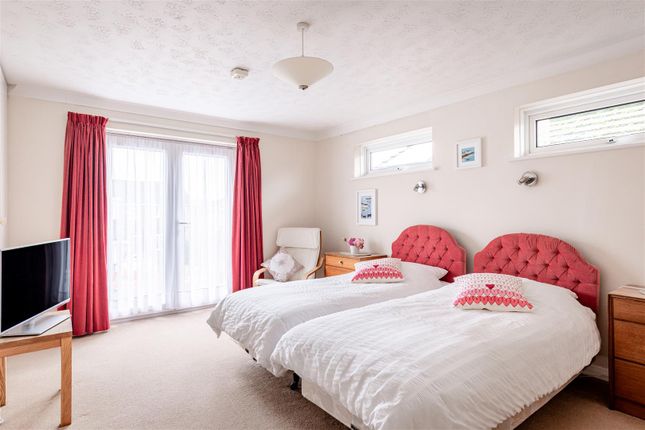 7, Welbeck Close, Burgess Hill photo 4