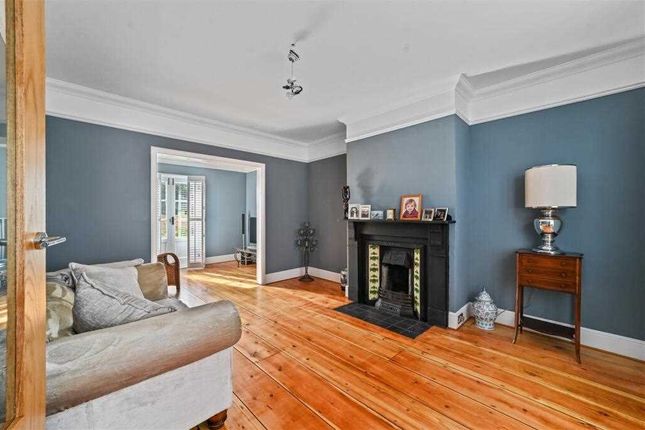 51, Thorpe Road, Frinton on Sea photo 3