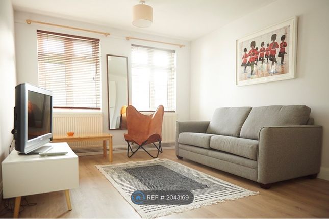 Thumbnail Flat to rent in Brookmead Court, London