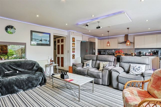 81, Boscombe Grove Road, Dorset photo 3