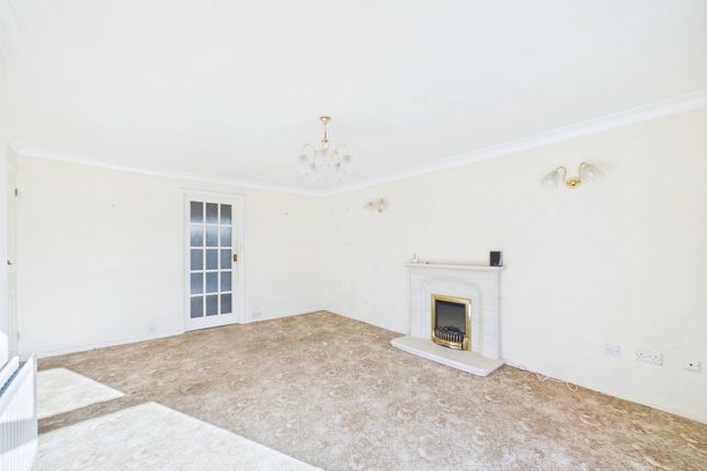 13, St. Mawes Drive, Paignton photo 2