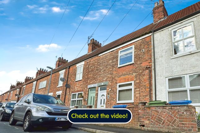 Thumbnail Terraced house for sale in Norwood Far Grove, Beverley