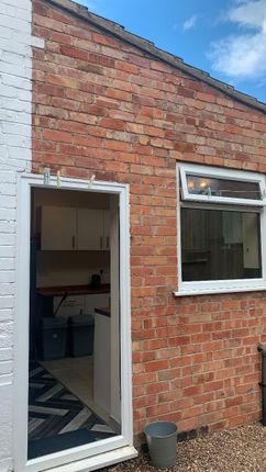 Terraced house to rent in Albert Grove, Nottingham