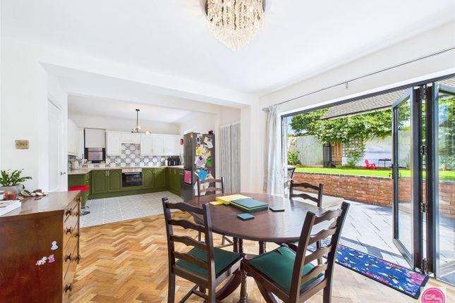 Burton Road, Castle Gresley (8).Jpg