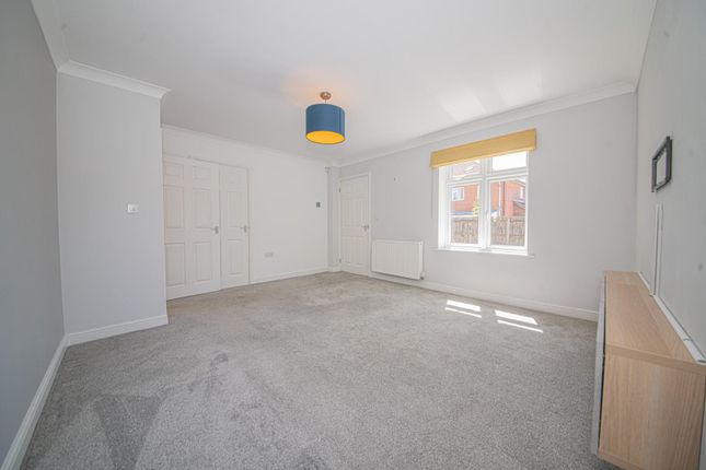 182A, Chestnut Avenue, Eastleigh photo 3
