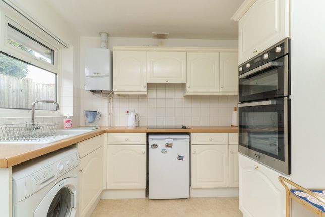 20, Rhodes Gardens, Kent photo 3