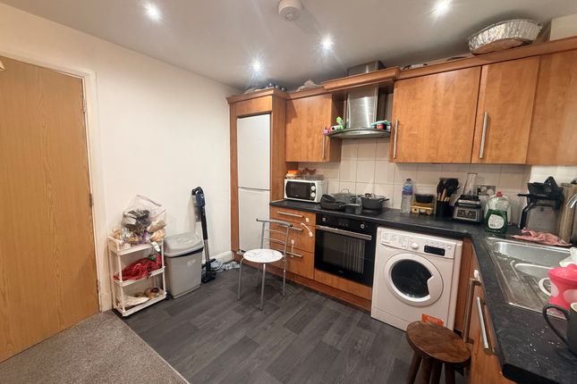 18, Junction House, Crewe photo 3