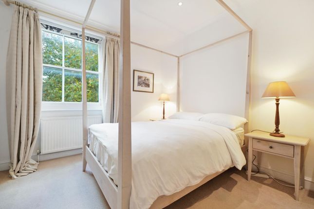103, St Georges Square, Pimlico photo 2