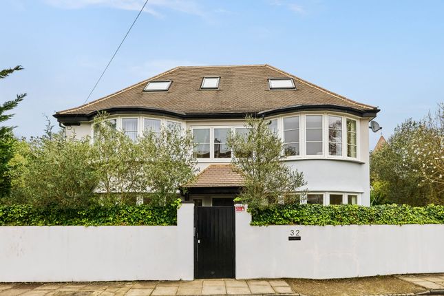 Detached house to rent in West Temple Sheen, London SW14