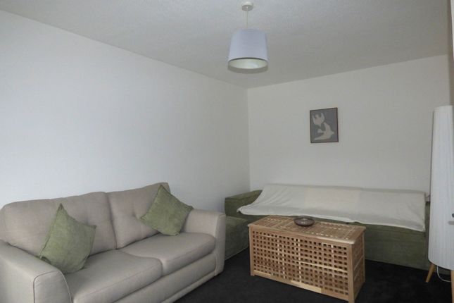 14, Windsor Close, Malvern photo 5