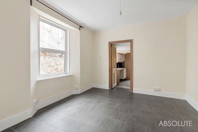 4a Newton Road, Torquay photo 4