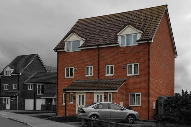 Topaz, Leatham Avenue, Rotherham photo 2