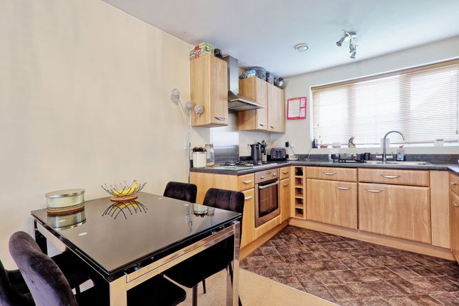 12, Haygreen Road, Witham photo 4