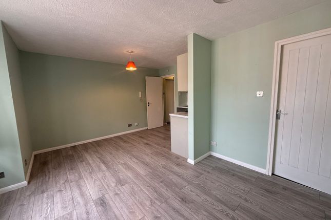 Flat 6,, Western House, Deal photo 2