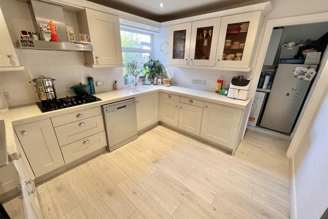 7, Reynolds Mews, Wilmslow photo 3