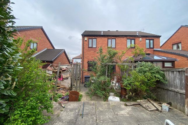 12, Austhorpe Drive, Leeds photo 2