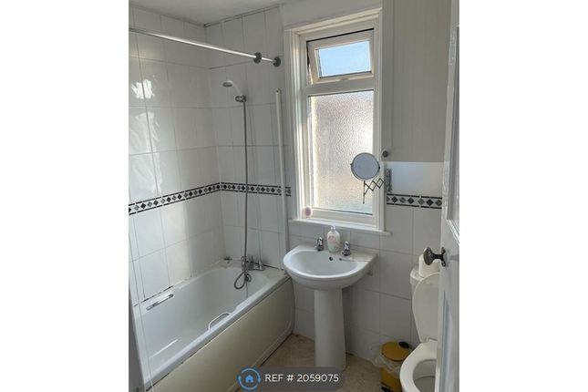 Terraced house to rent in Brighton Road, Lancing/ Shoreham