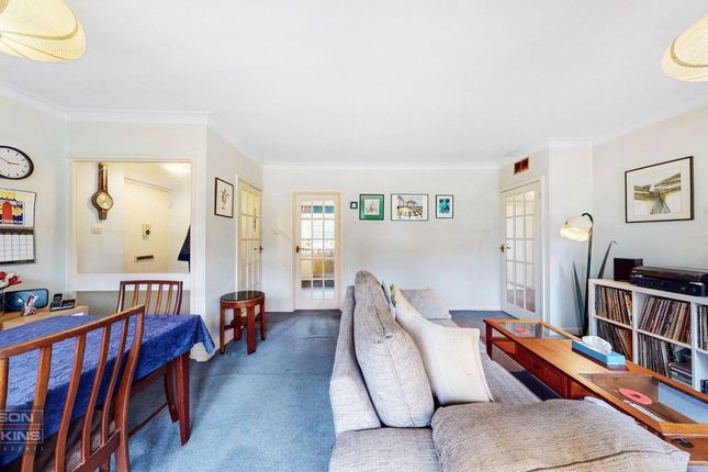 Flat for sale in Gooden Court, Harrow-On-The-Hill, Harrow