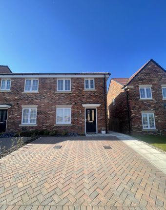 Thumbnail Property to rent in Woodrush Gardens, Hartlepool