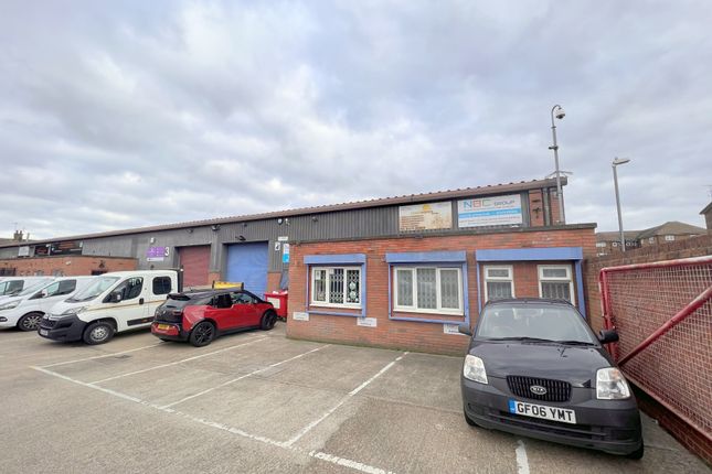 Thumbnail Industrial to let in Unit 4, May Avenue, Gravesend