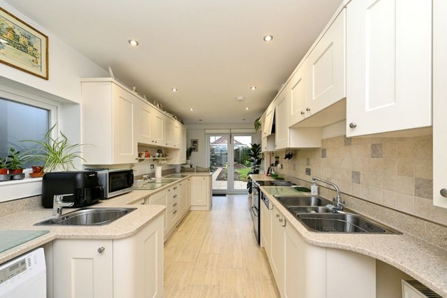 36, Bernard Crescent, Norfolk photo 3