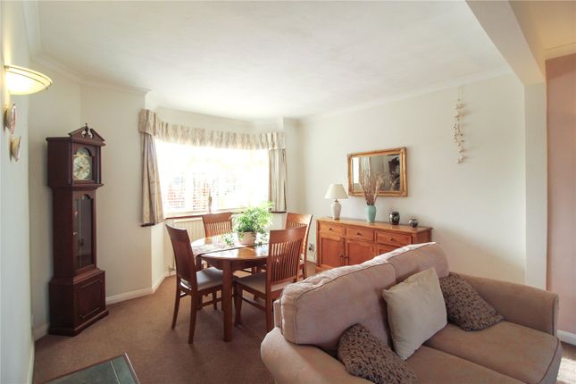 23, Park View Drive, Essex photo 3