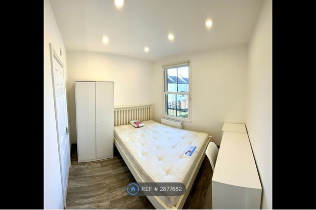 Furness Road, London photo 2