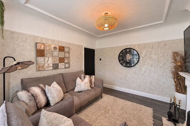 182 Preston New Road, Southport photo 4