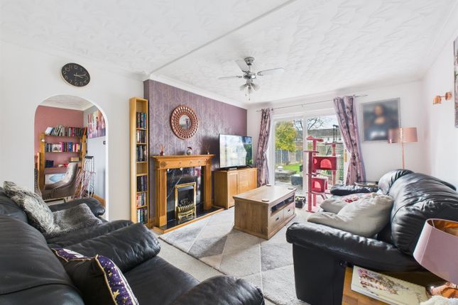 81, Redwell Road, Gloucester photo 2