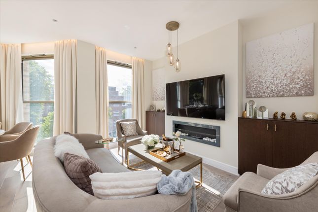 Thumbnail Flat for sale in 1A St Johns Wood Park, London