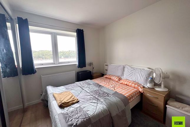 Flat to rent in The Causeway, St. Marys Island, Chatham
