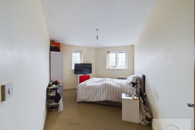 Flat for sale in Giants Seat Grove, Swinton, Manchester