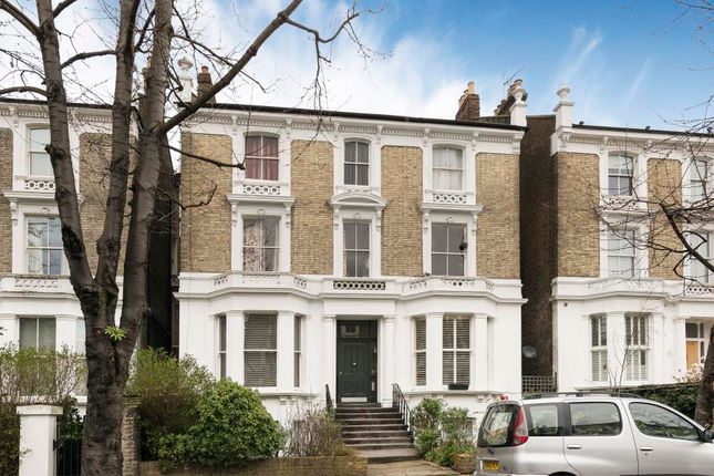 Oxford Gardens London W10 2 Bedroom Flat For Sale - 