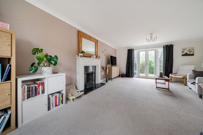 1, Orchard End, Newbury photo 2