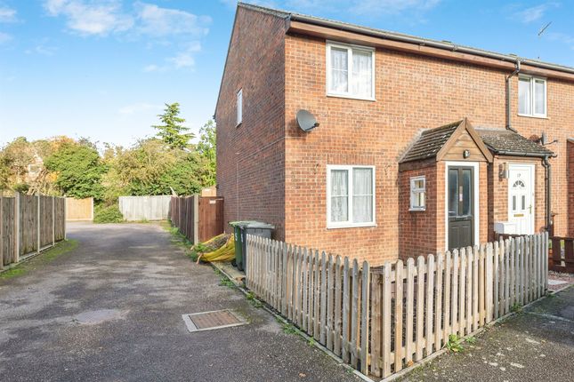 Thumbnail Terraced house for sale in Sycamore Close, North Walsham