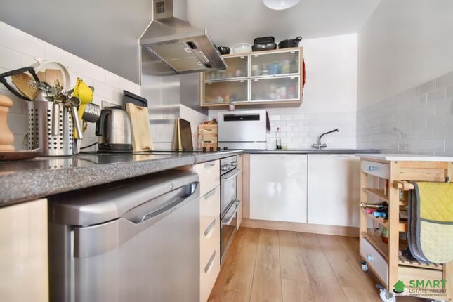 Flat for sale in Verney Street, Exeter