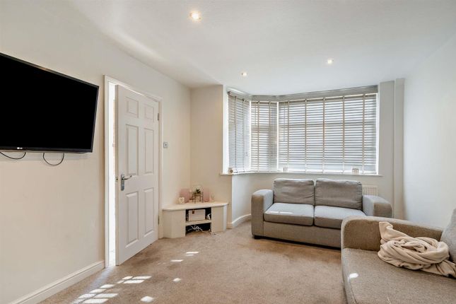 61, Hall Road, Leicester photo 2