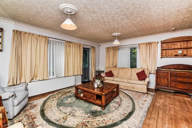 6, Combe Green, Wells photo 4