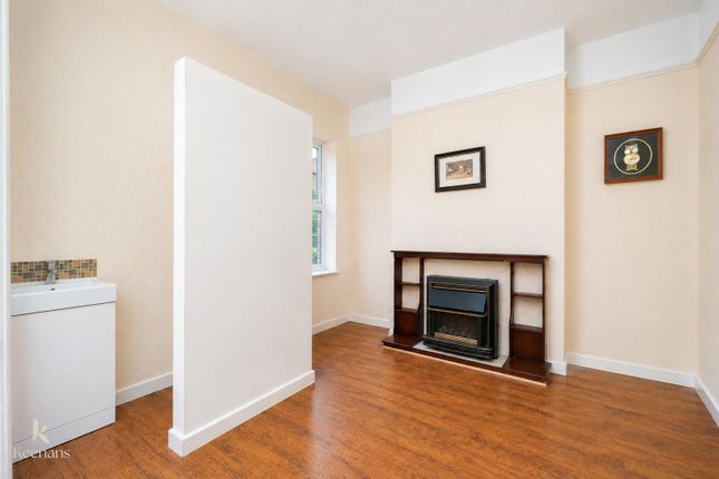 22, Glenfyne Road, Salford photo 4