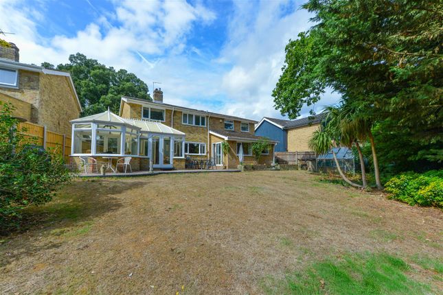 5, Birch Crescent, Aylesford photo 2