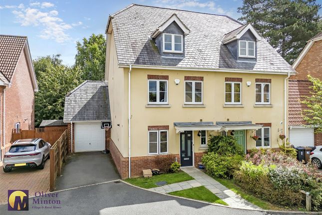 Thumbnail Semi-detached house for sale in Hammarsfield Close, Standon, Herts